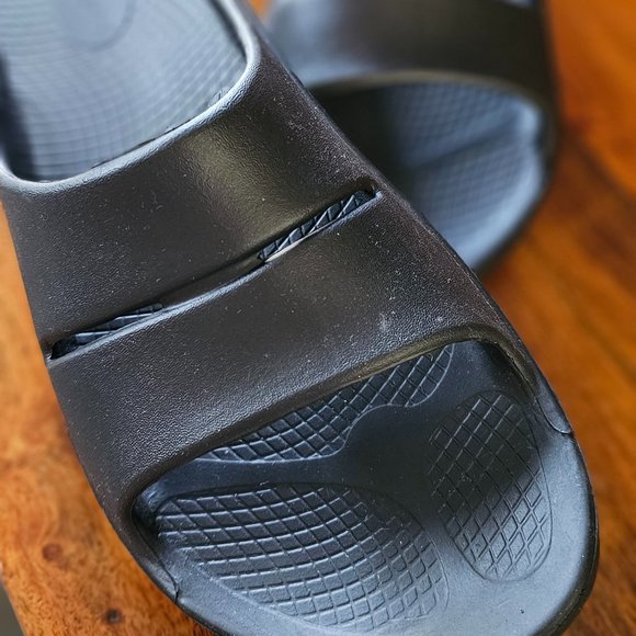 OOFOS Other - OOFOS Men's OOAAHH Slide Sandal